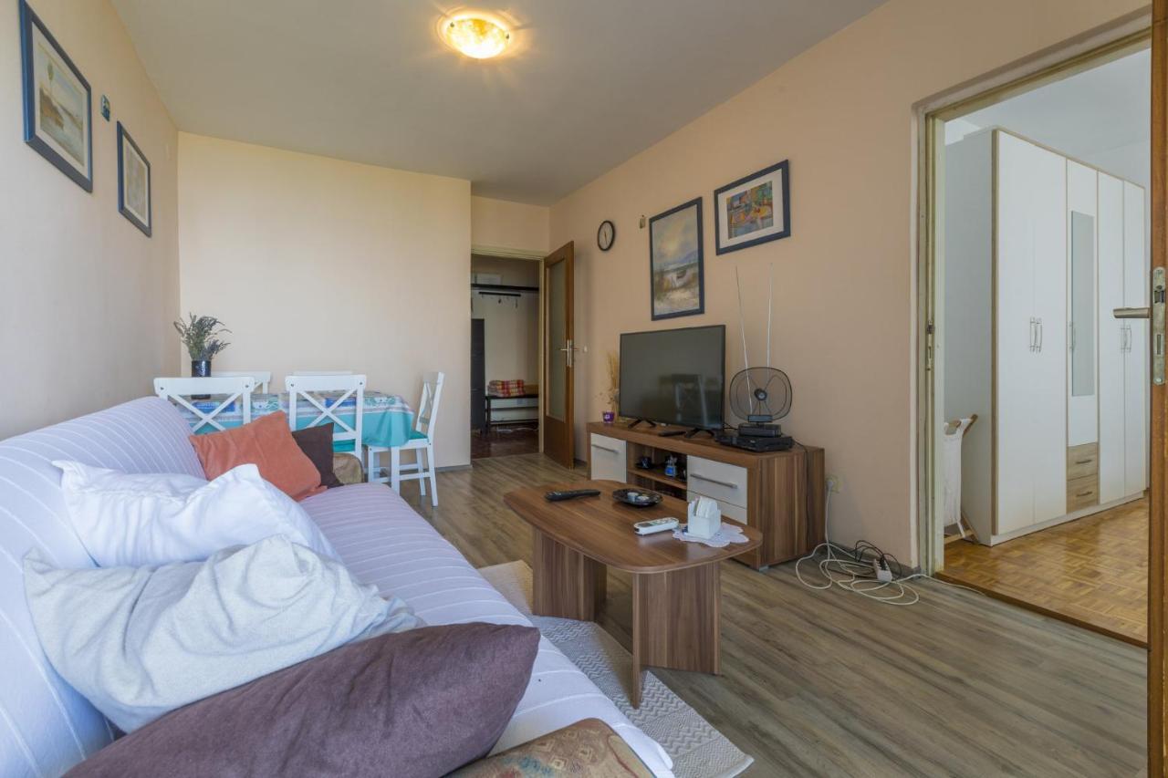 Hrusta Apartment Crikvenica Exterior photo